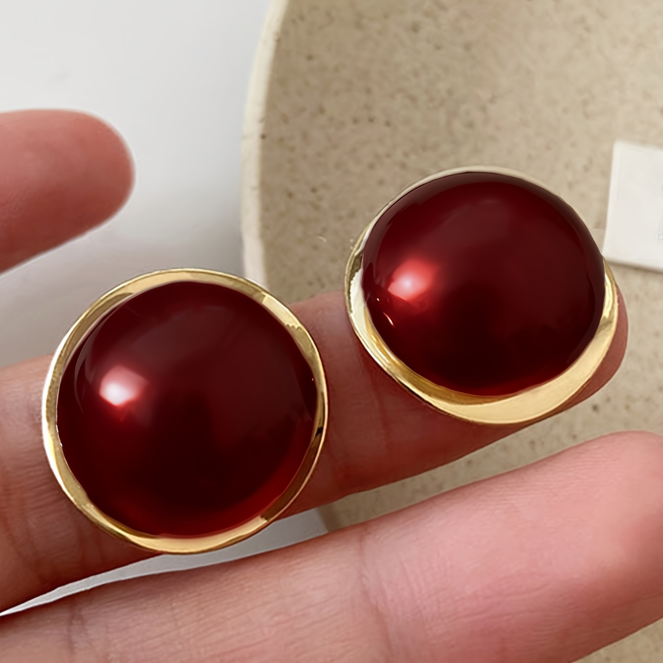 Women's Retro High-End Imitation Pearl Round Earrings, Elegant